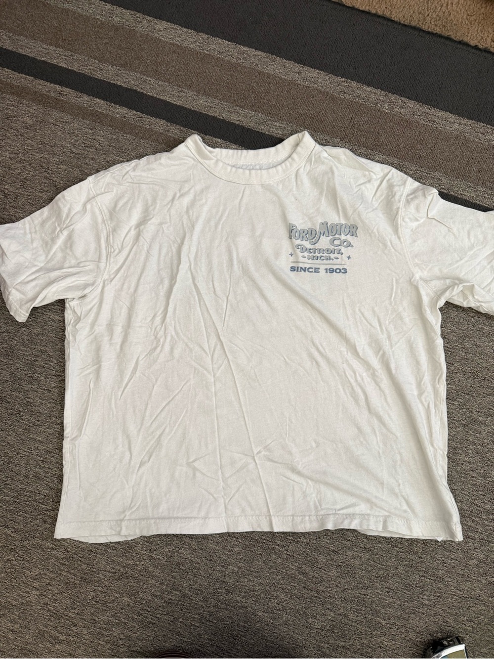 Men’s Old Navy Tee
